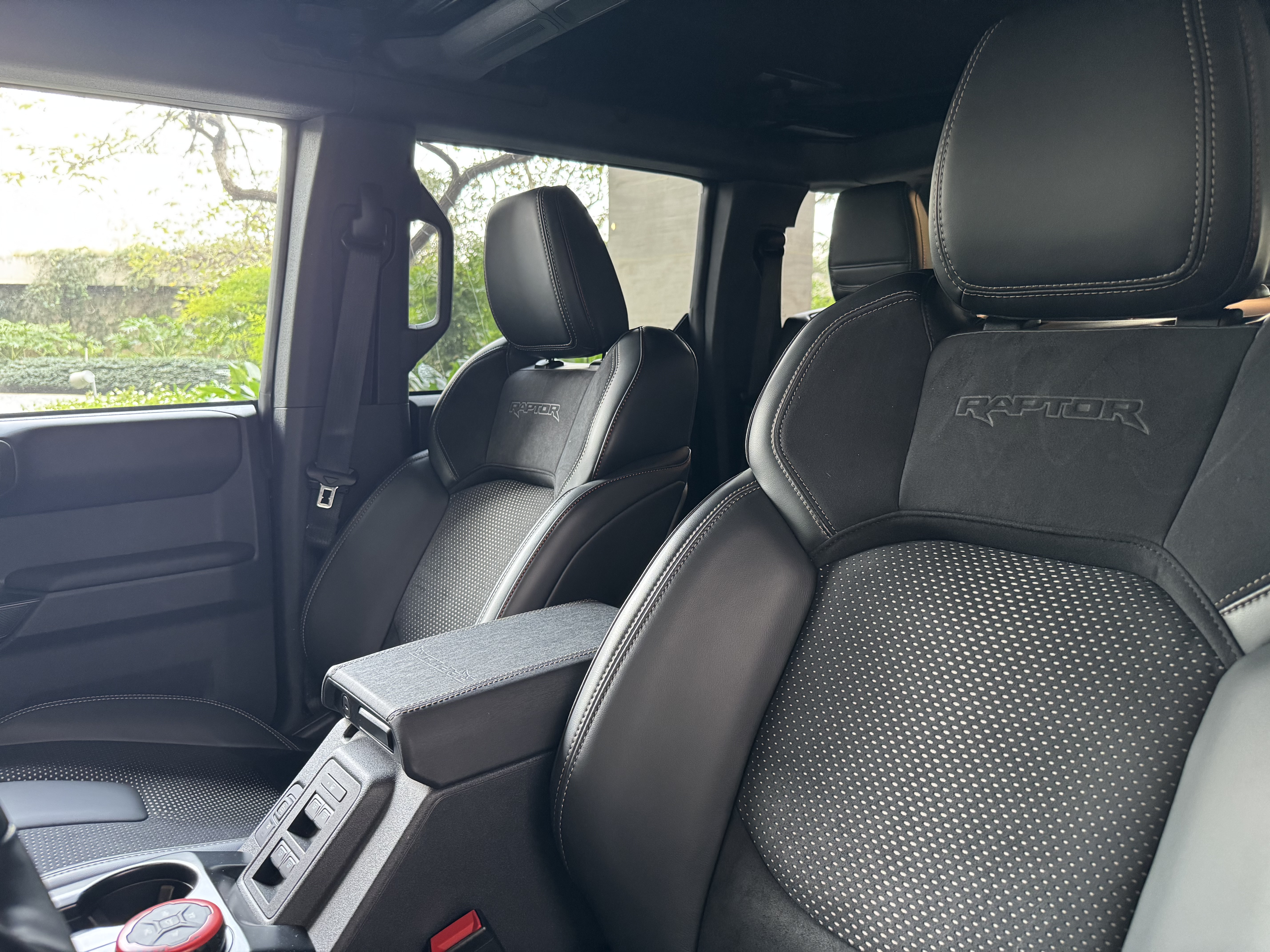 Ford Bronco Raptor 2025