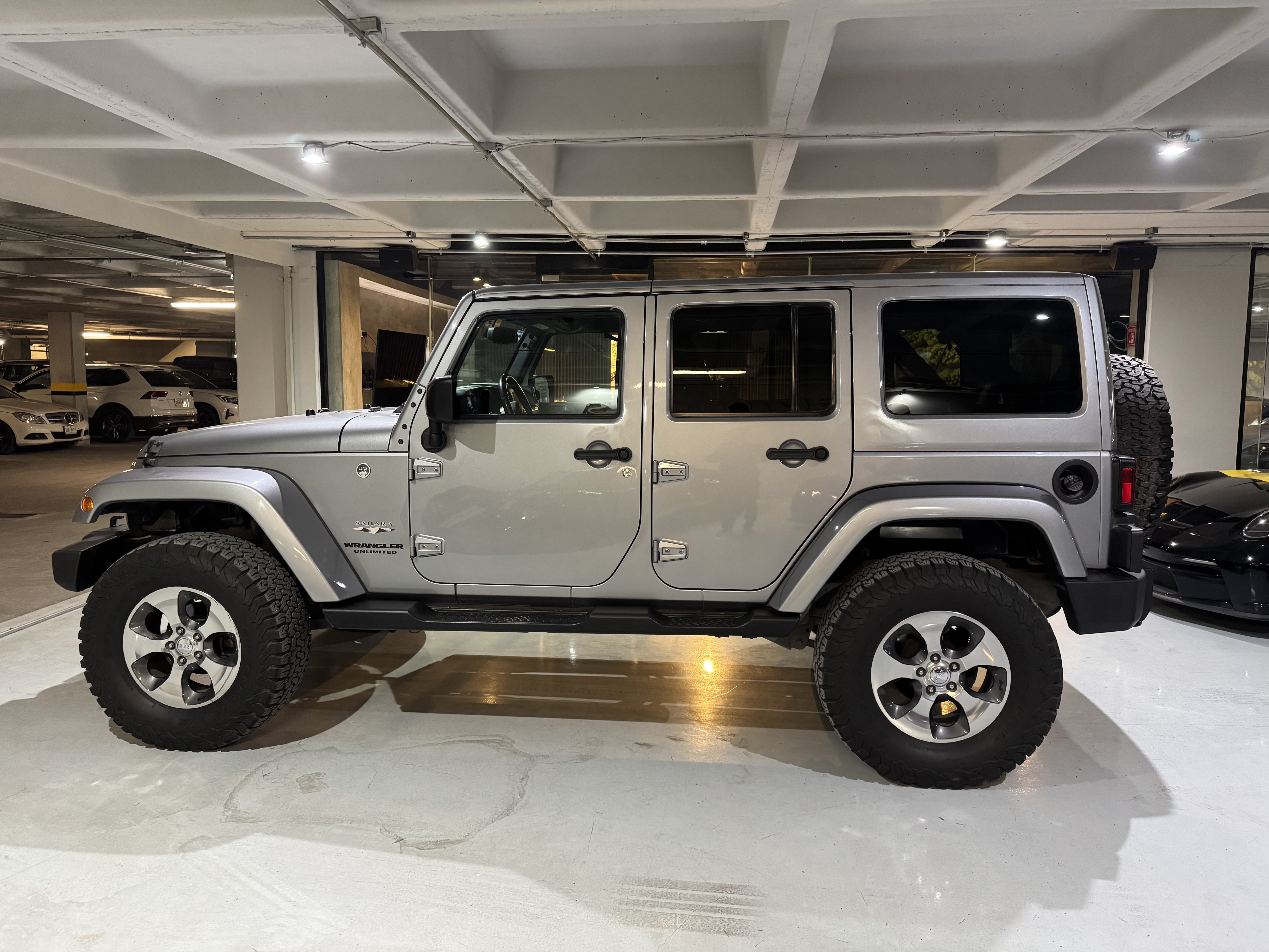 Jeep Wrangler Unlimited Sahara 2017