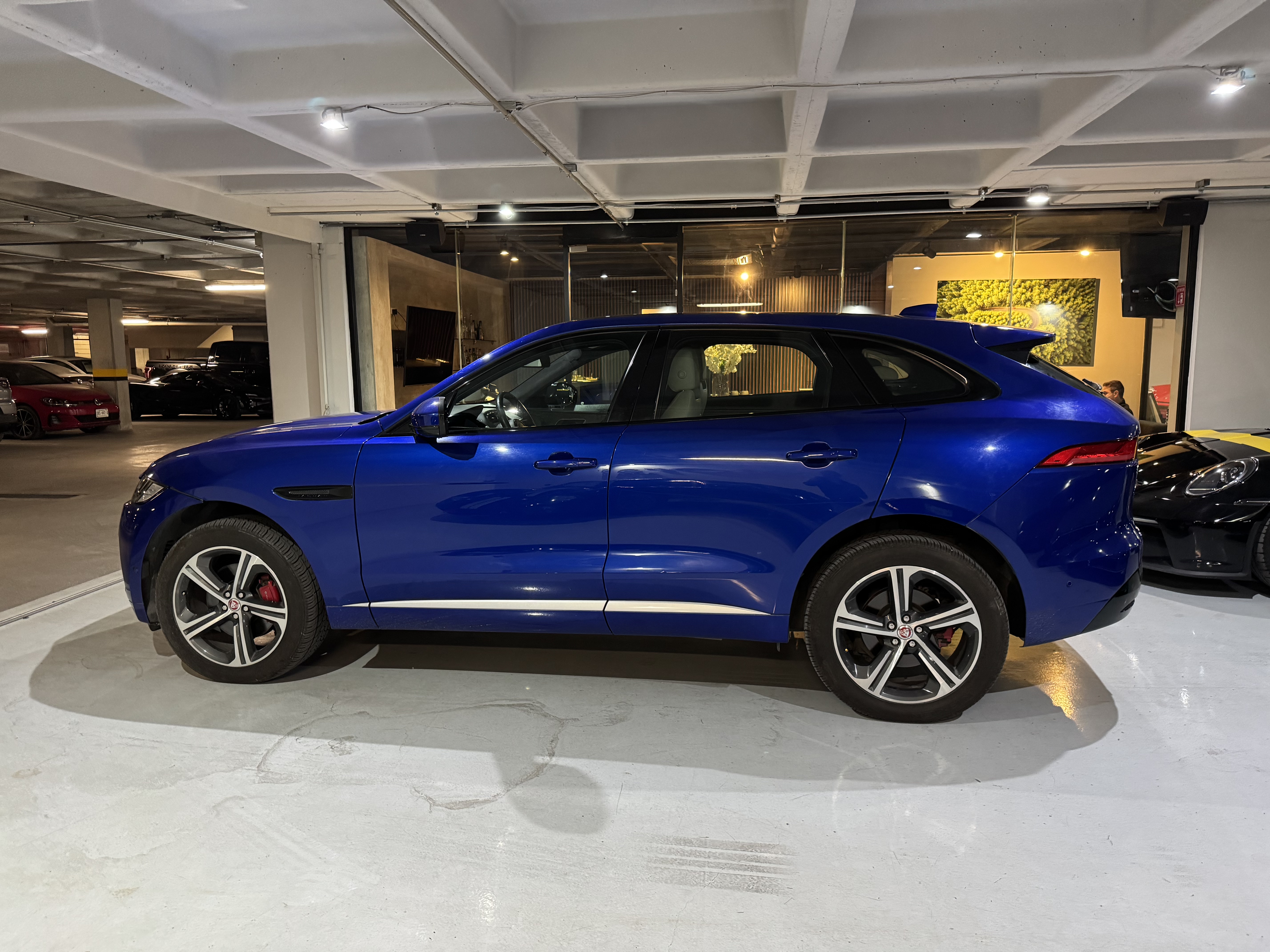 Jaguar F-Pace 2017