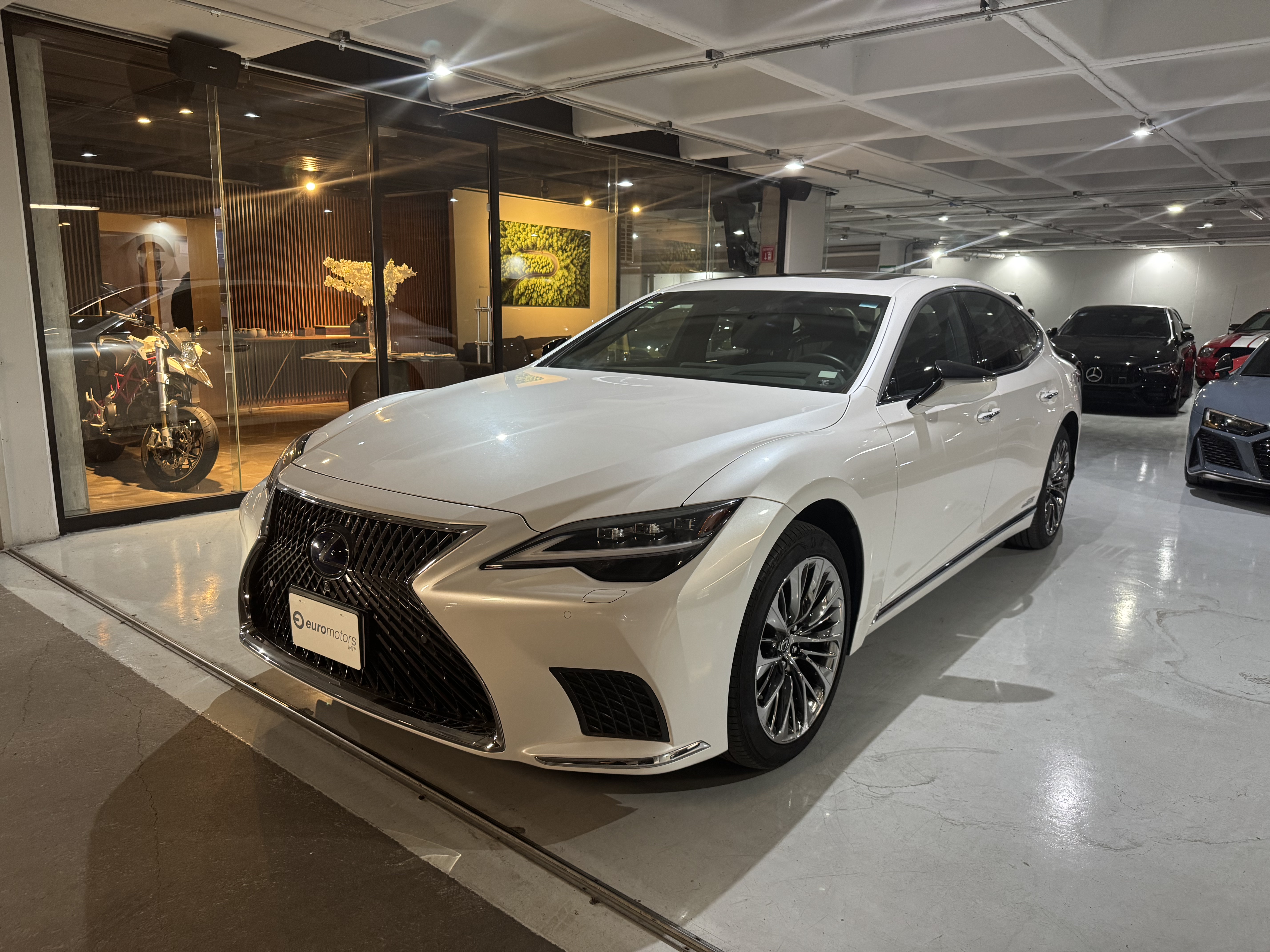 Lexus LS 500h