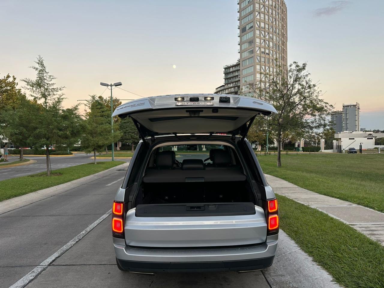 RANGE ROVER VOGUE SE 2019