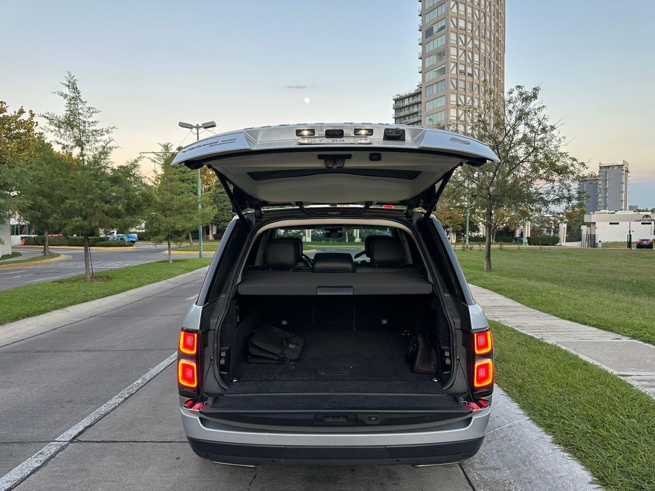 RANGE ROVER VOGUE SE 2019