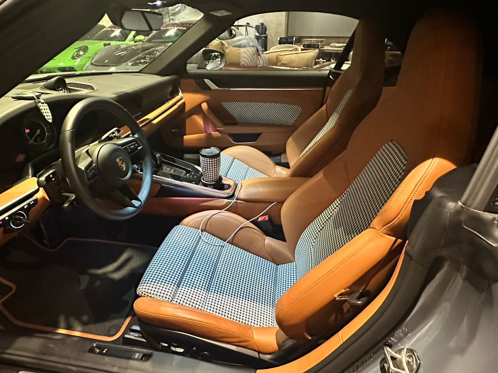 PORSCHE 911 CARRERA S CABRIOLET 2023