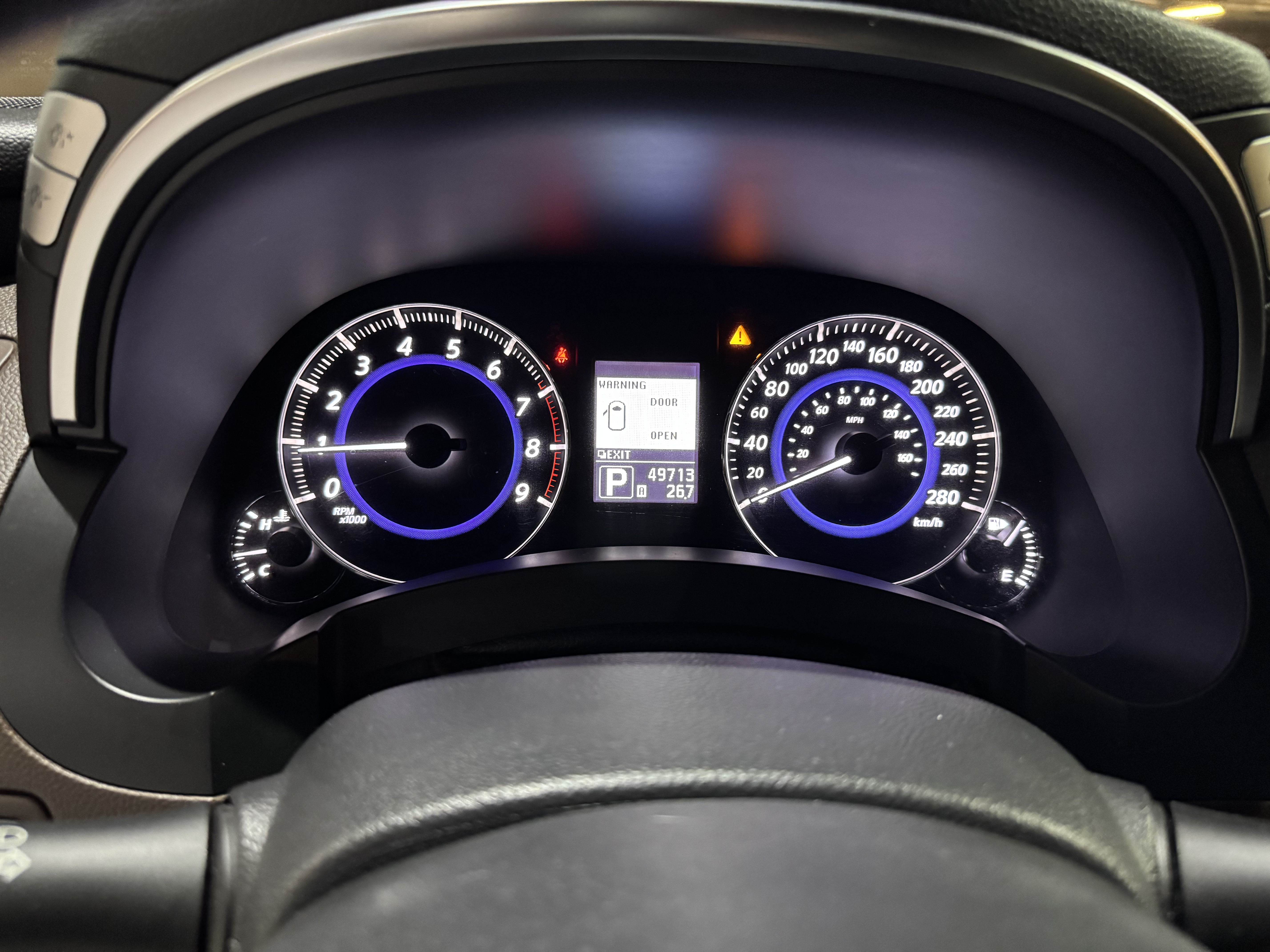 Infiniti QX70s  2012