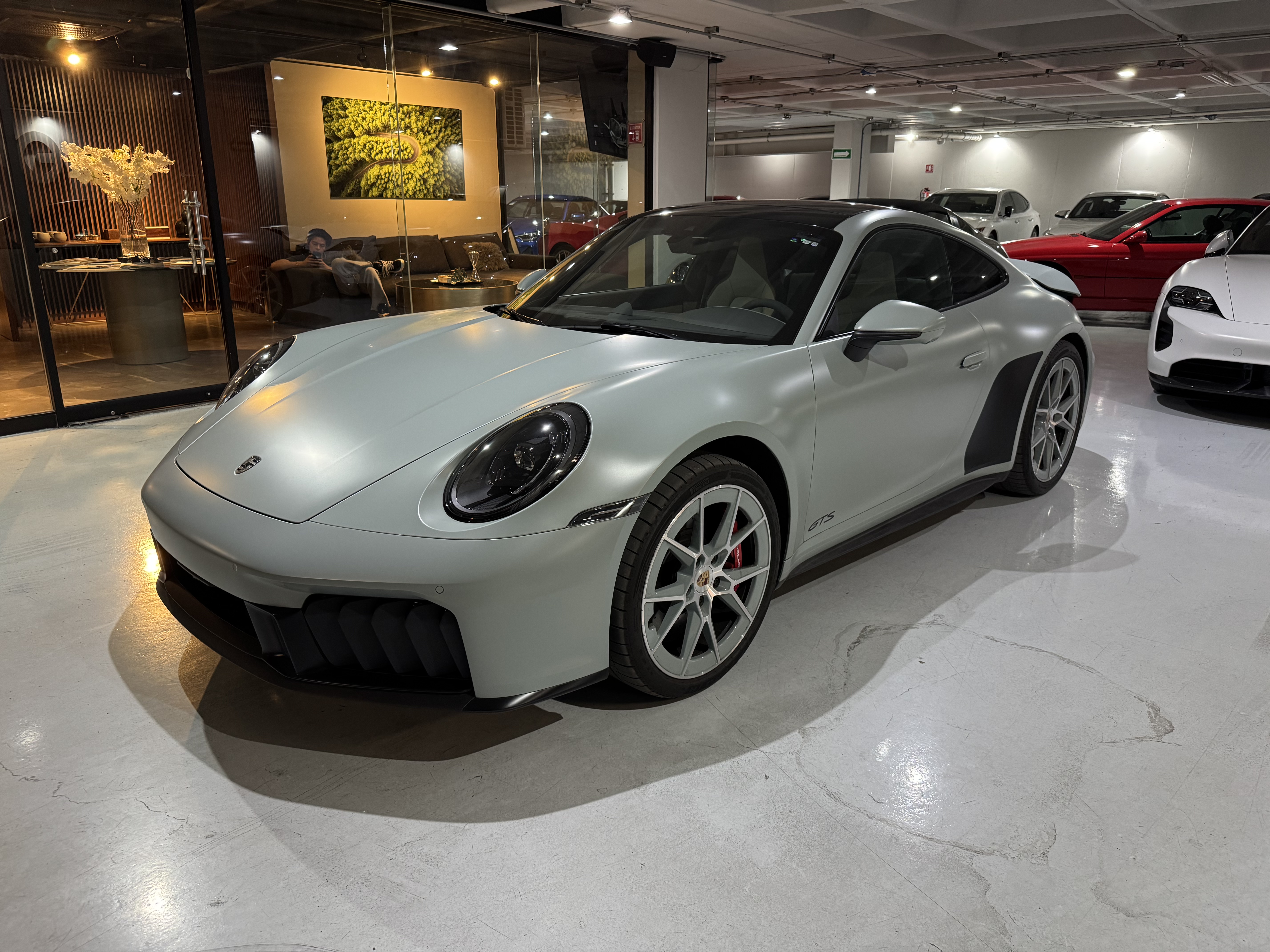 PORSCHE 911 CARRERA GTS 2025