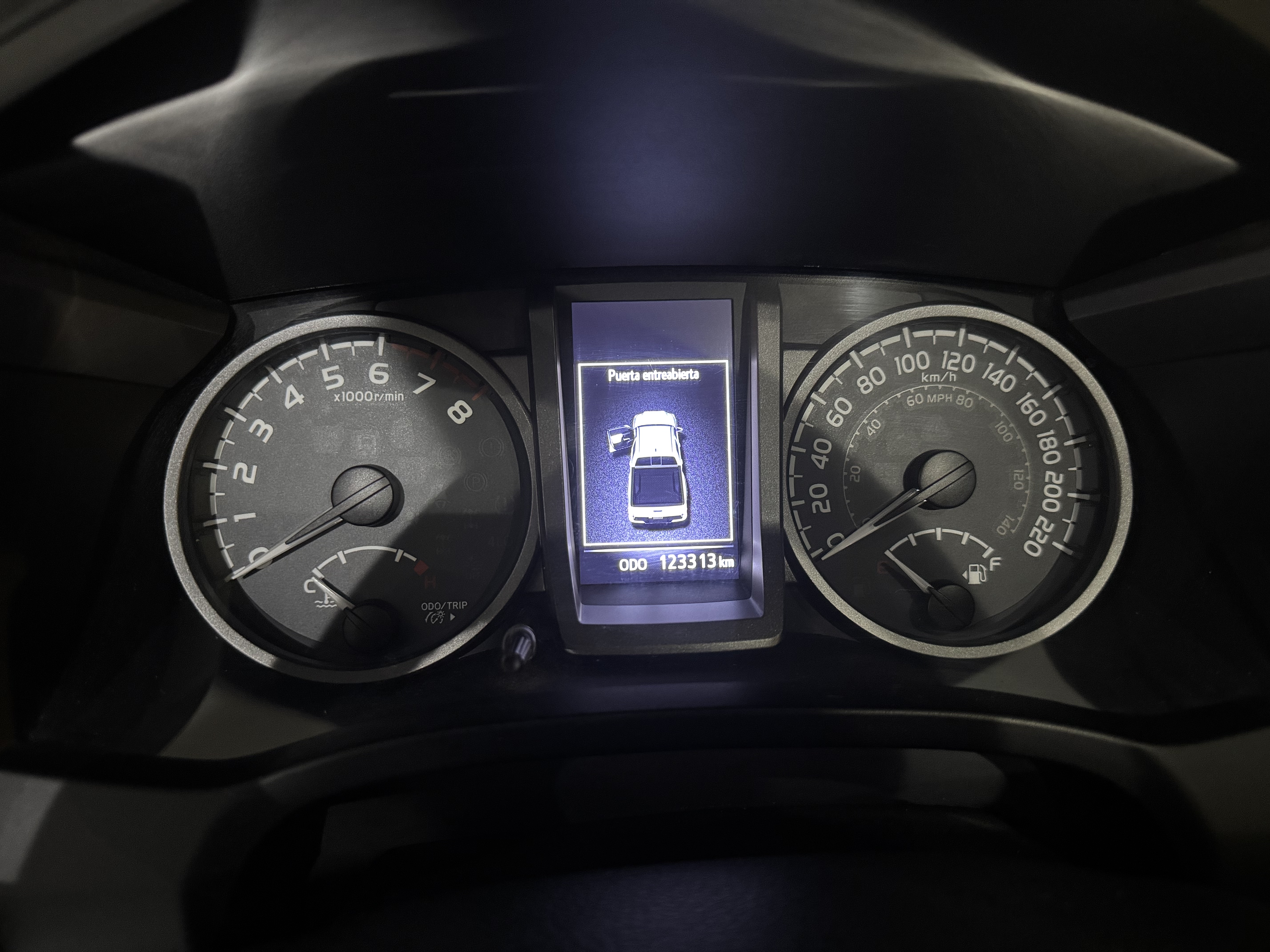 TOYOTA TACOMA TDR 2018