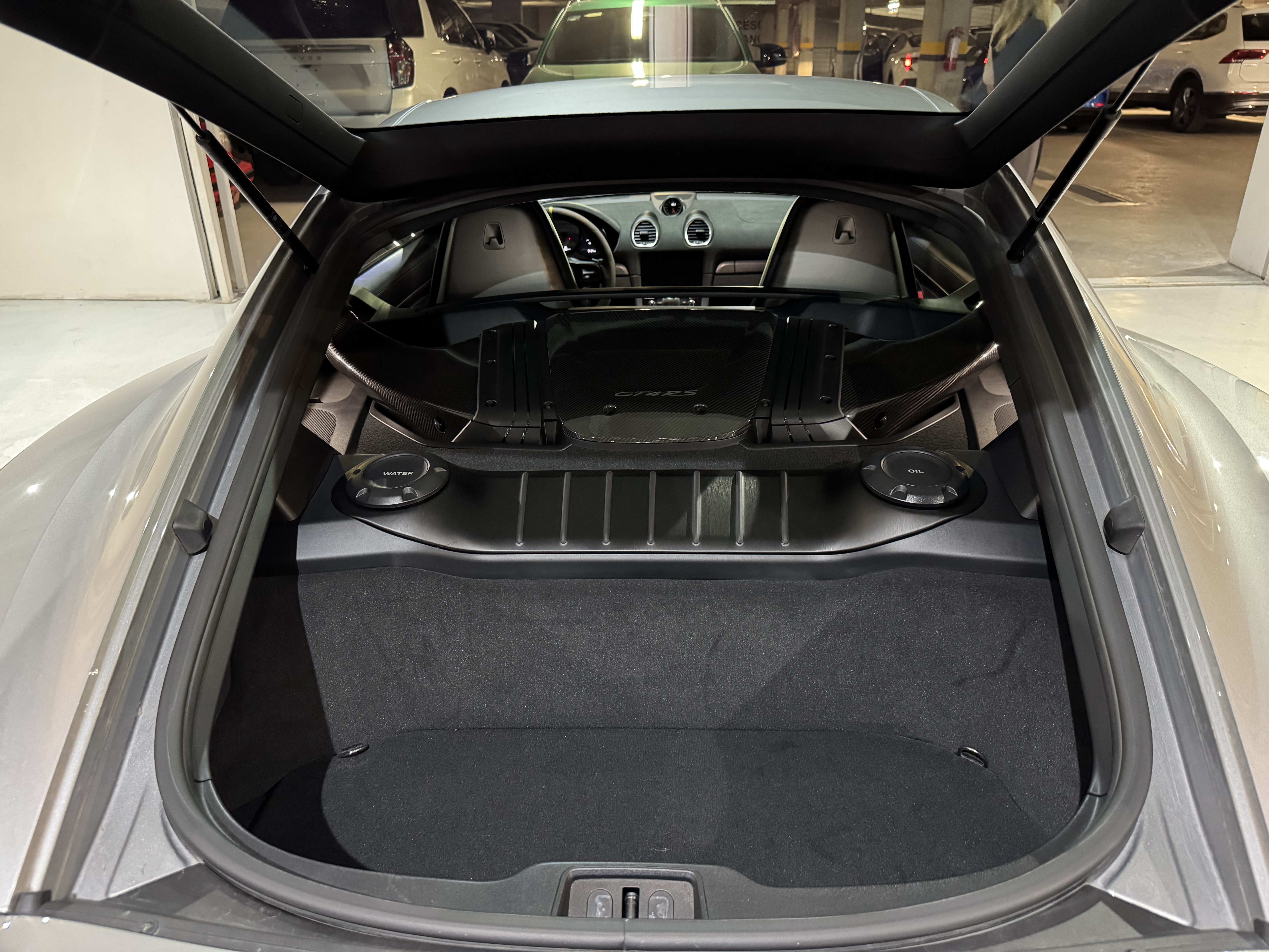 PORSCHE 718 CAYMAN GT4 RS 2023