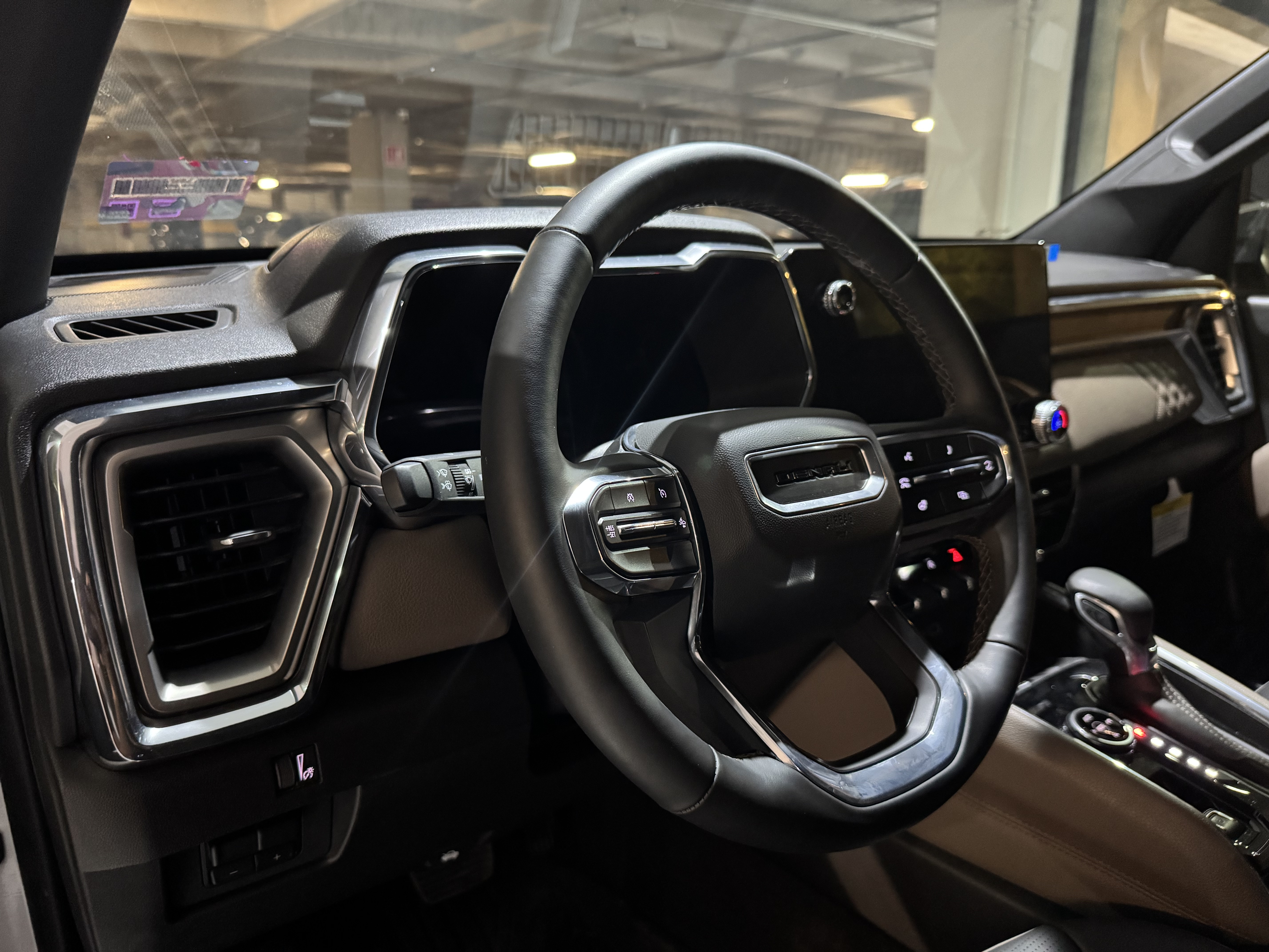 GMC CANYON DENALI 2024