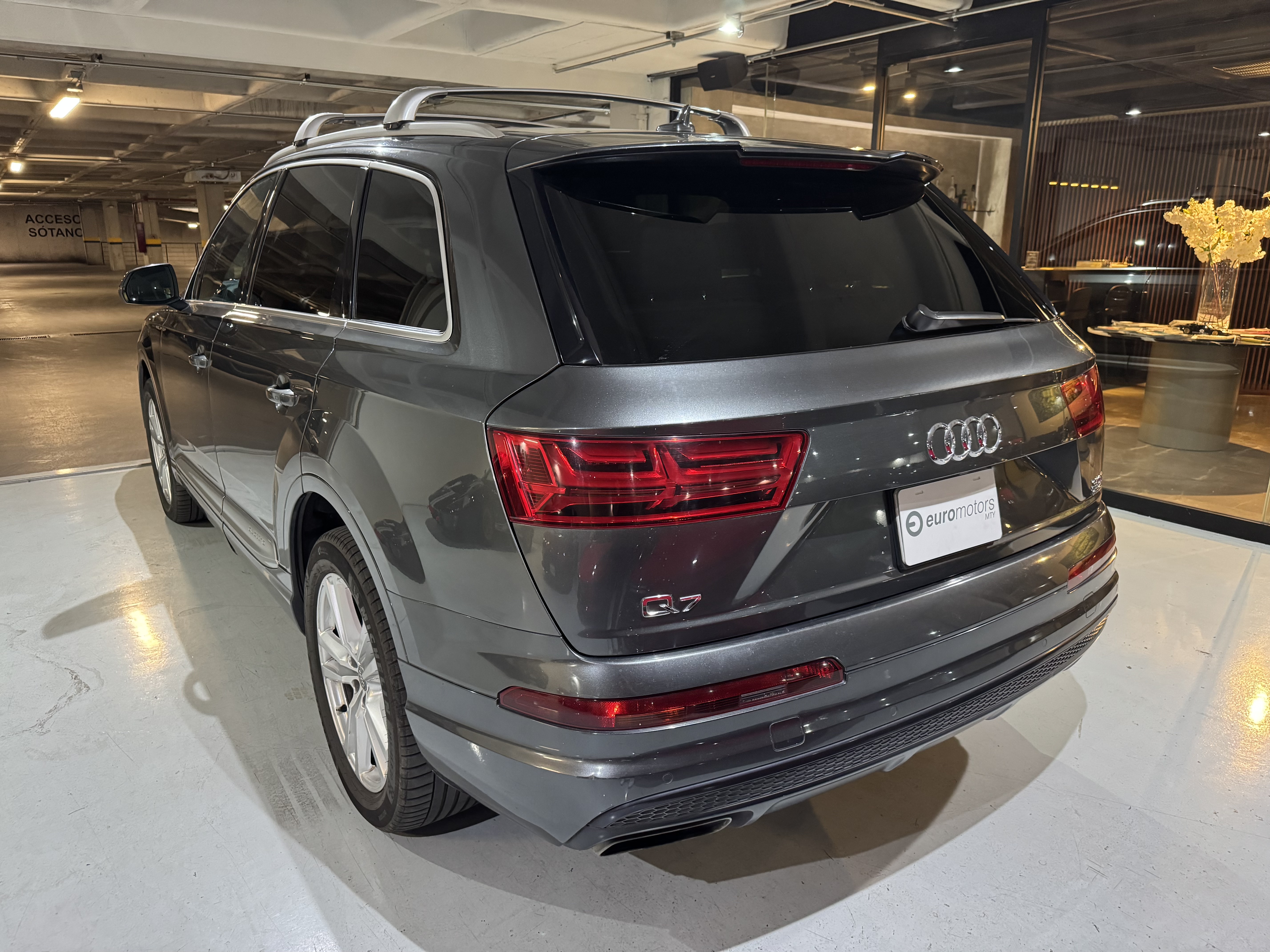 AUDI Q7 2017
