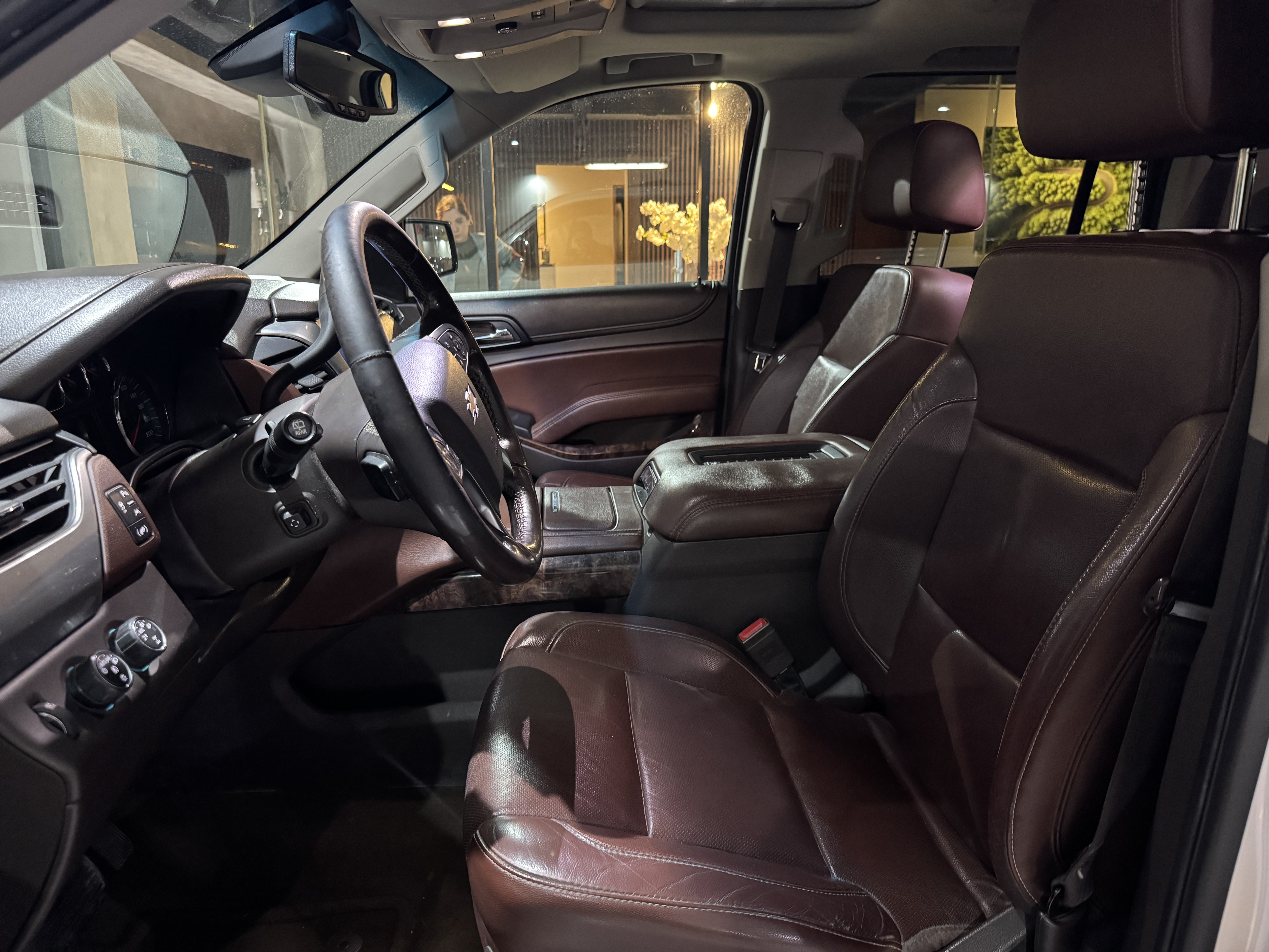 CHEVROLET SUBURBAN 2016