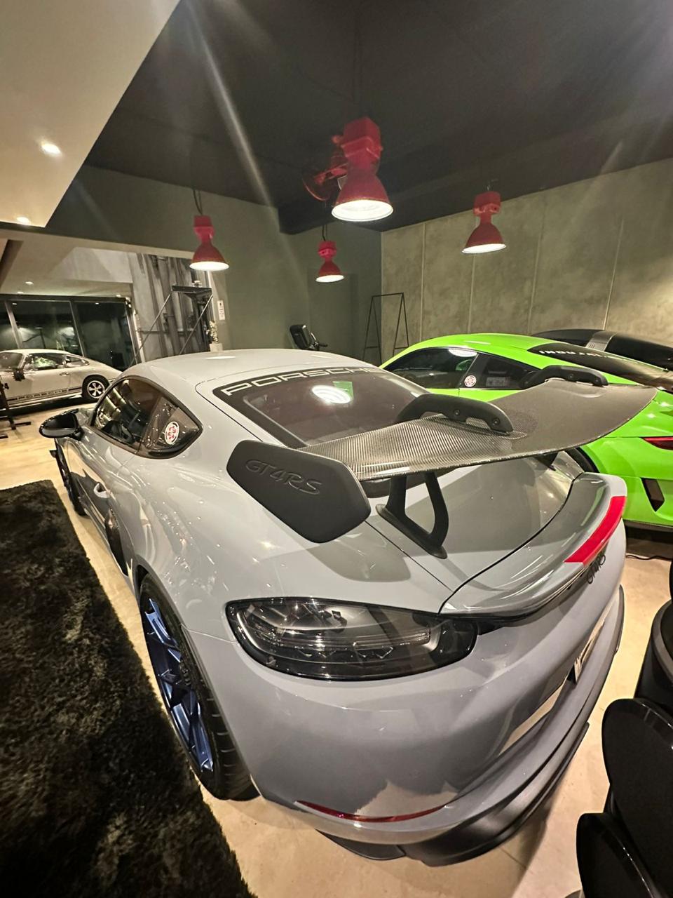 PORSCHE CAYMAN GT4 RS 2024