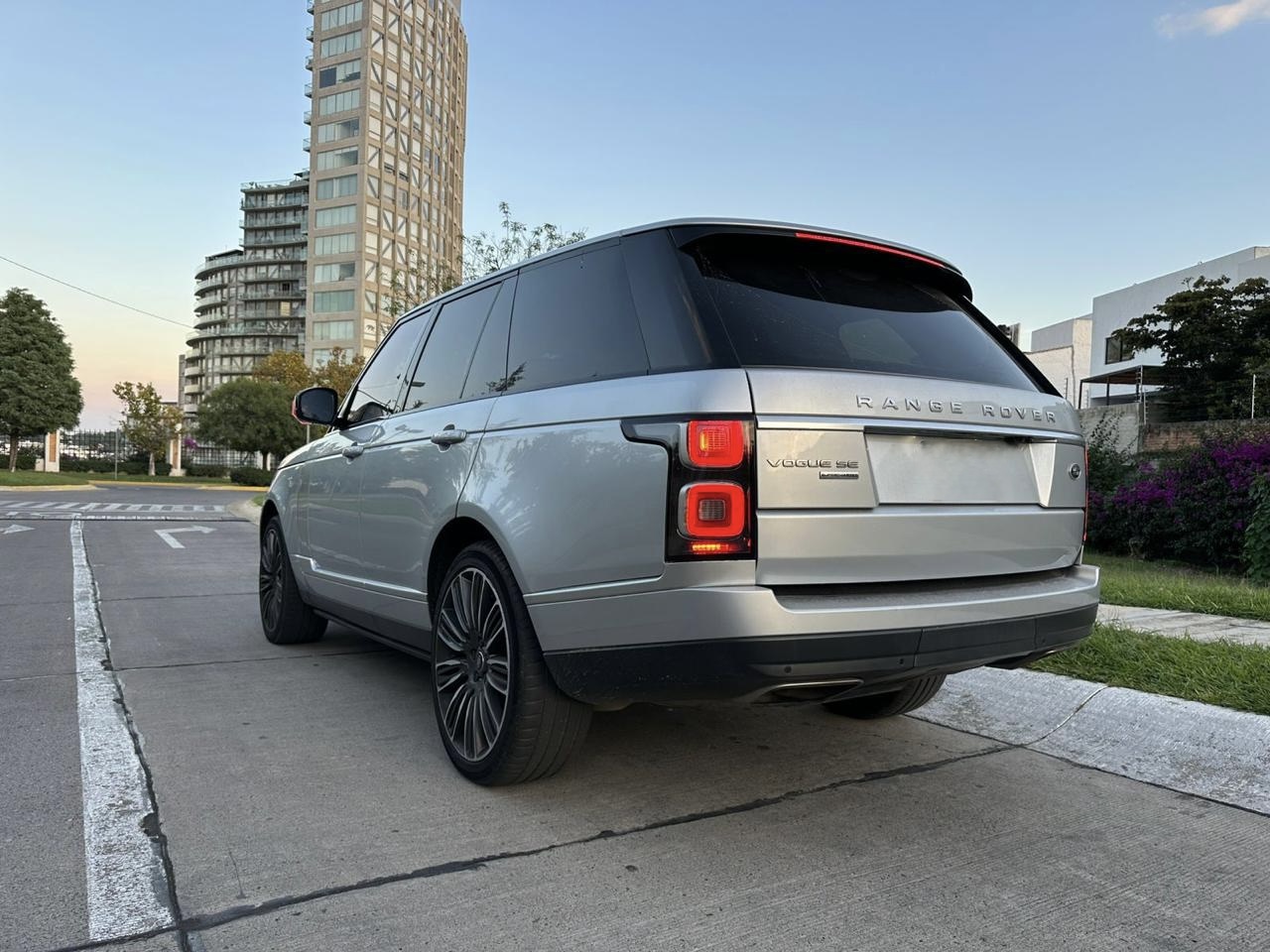 RANGE ROVER VOGUE SE 2019