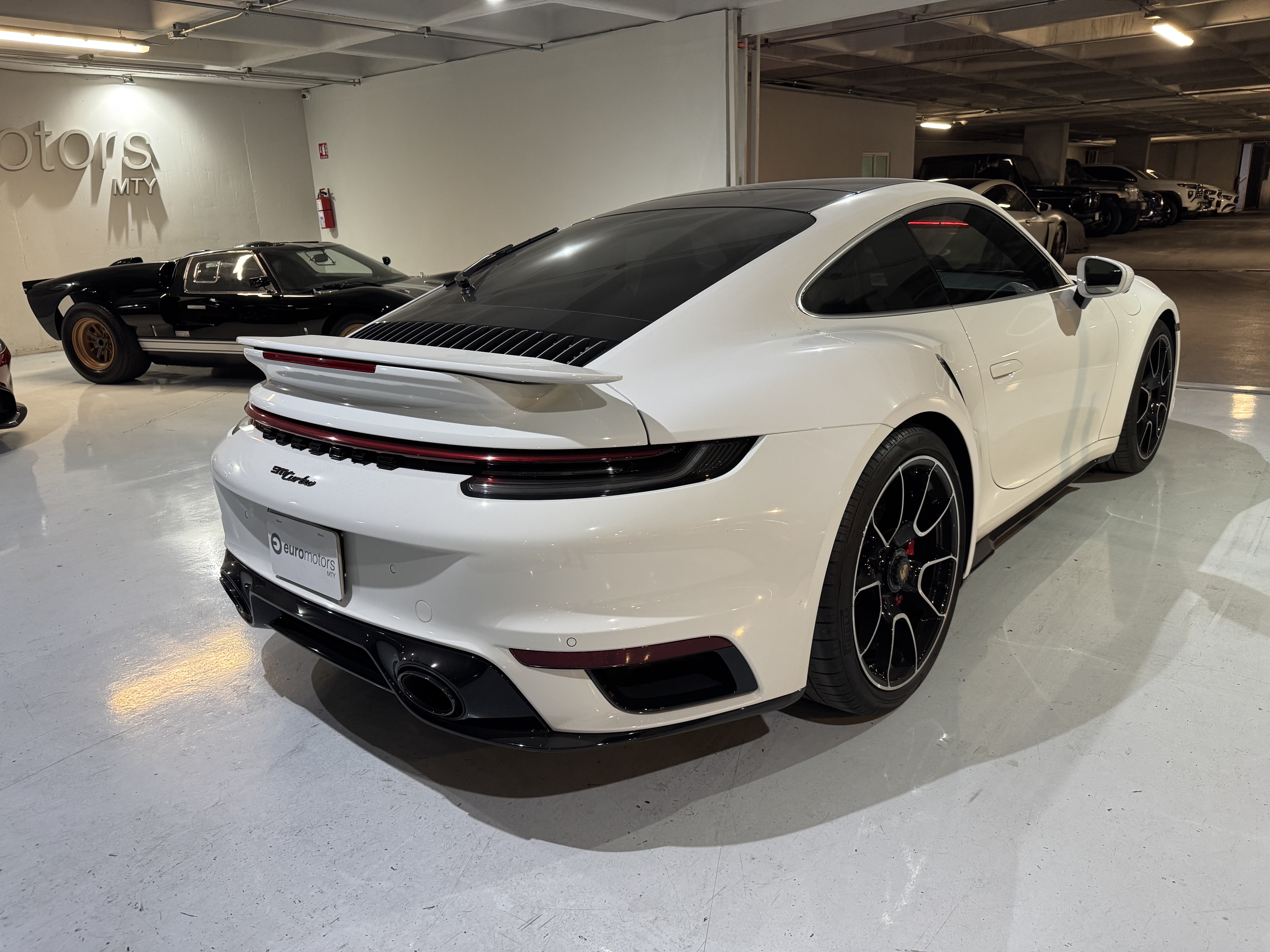 PORSCHE 911 TURBO 2025