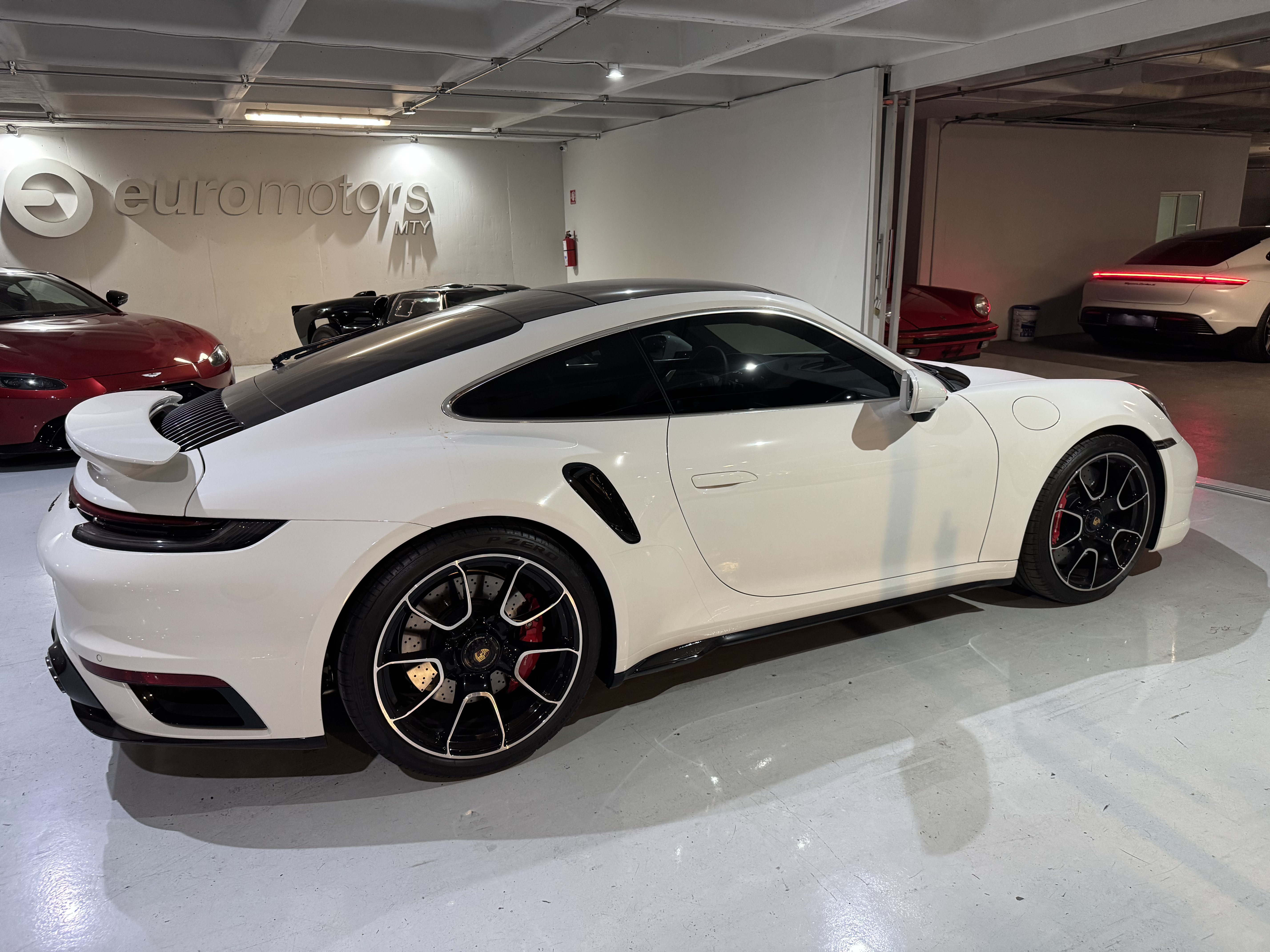 PORSCHE 911 TURBO 2025