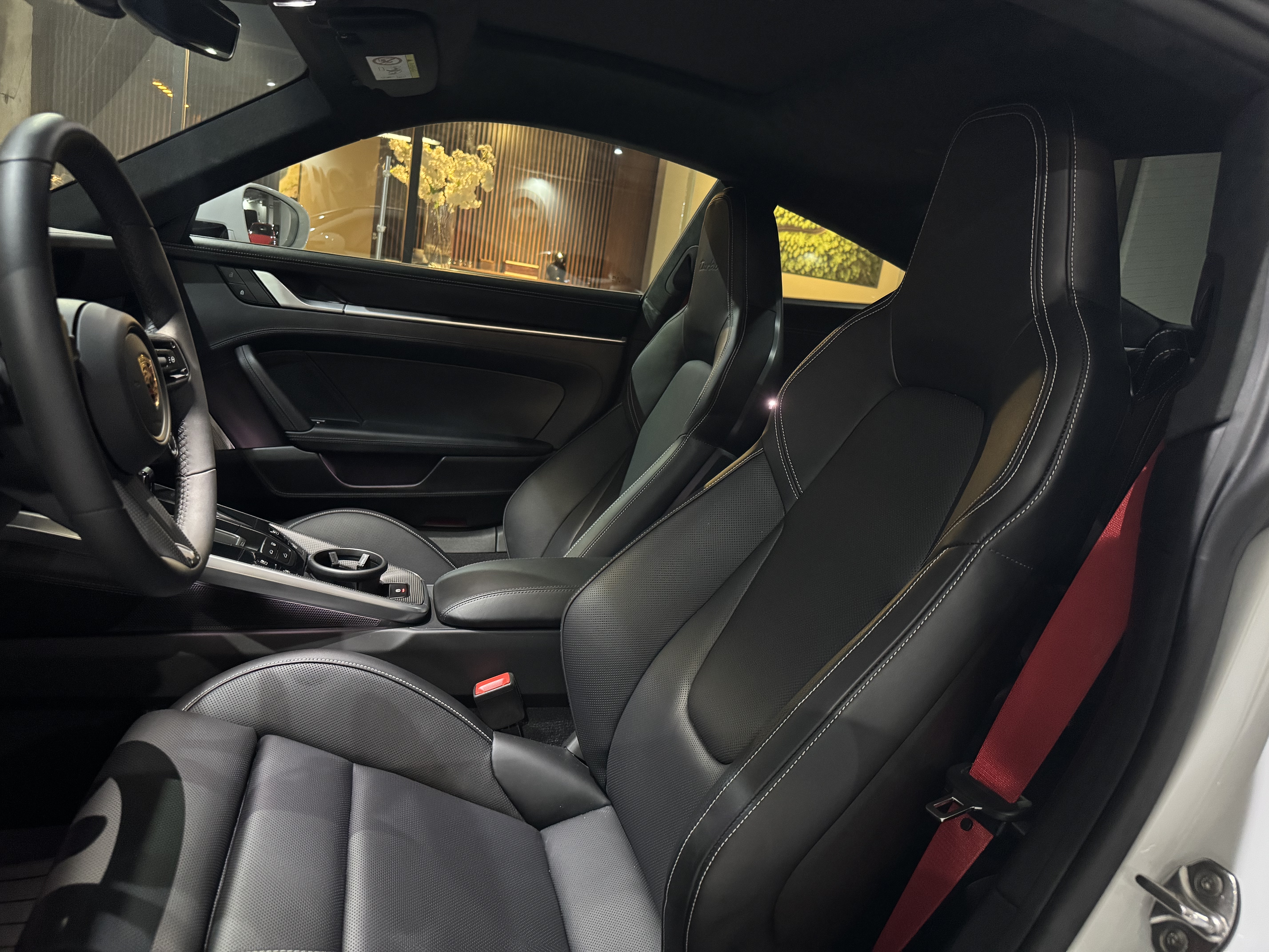 PORSCHE 911 TURBO 2025