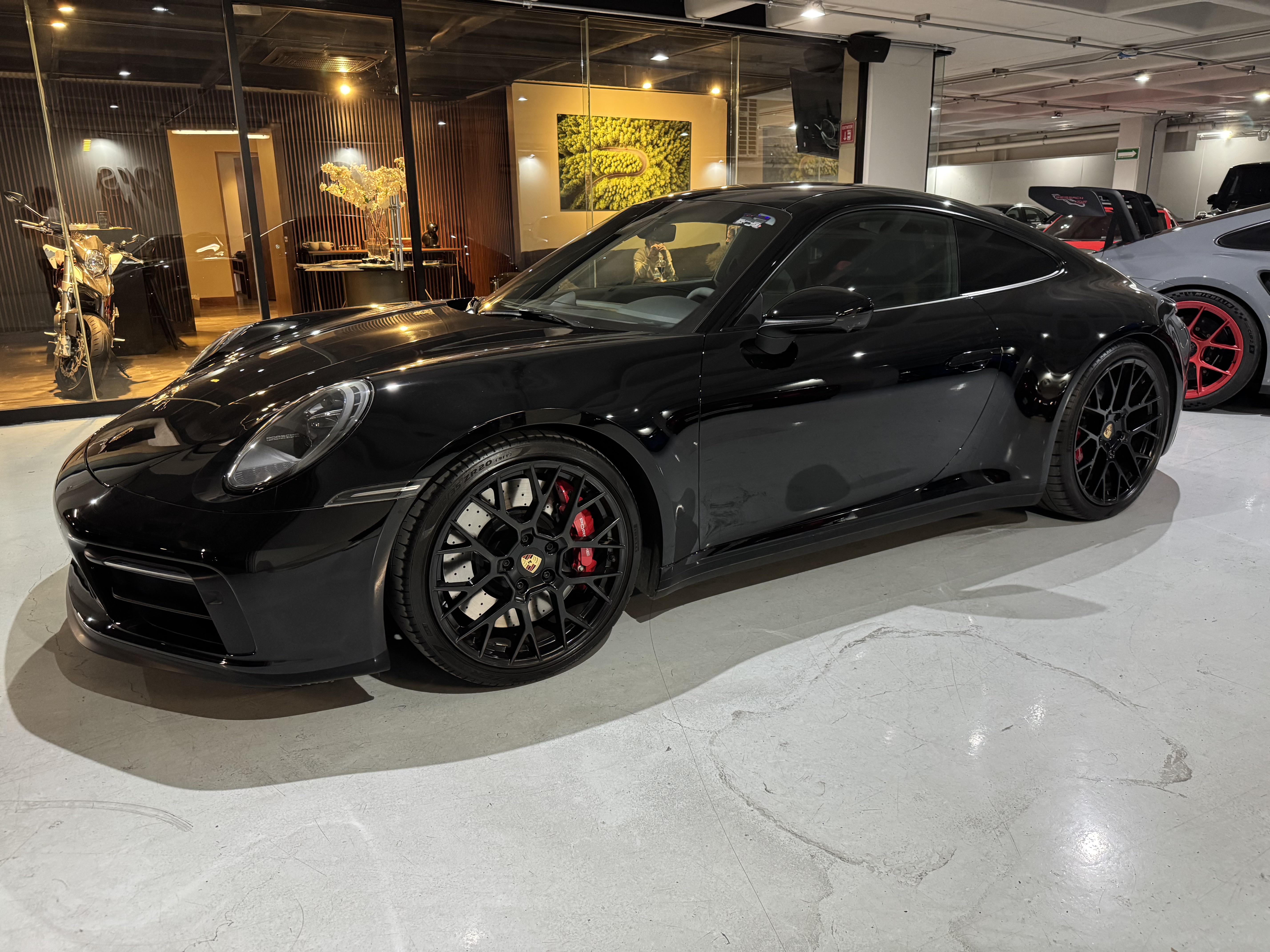 PORSCHE 911 CARRERA GTS 2024