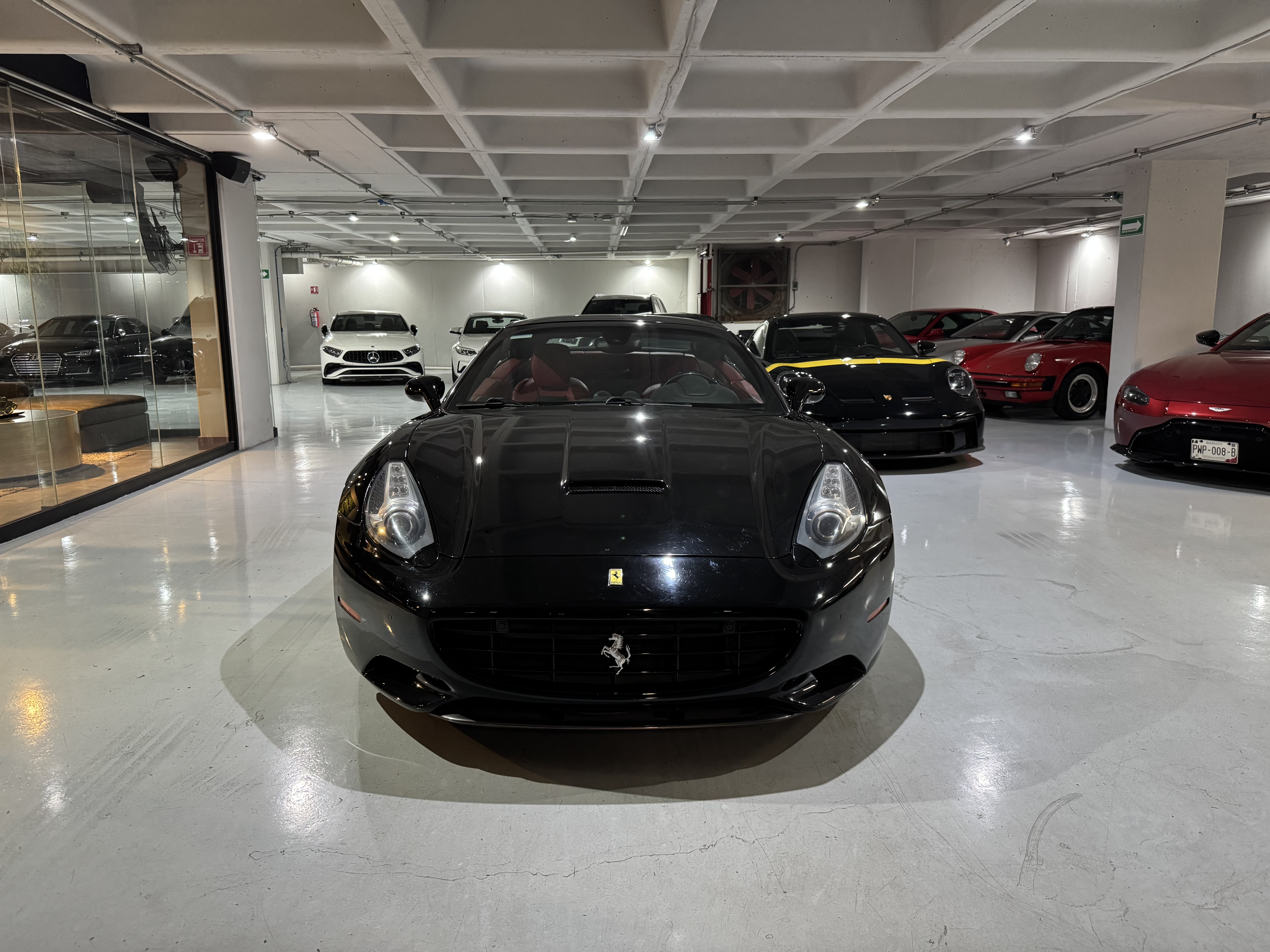 FERRARI CALIFORNIA 2011