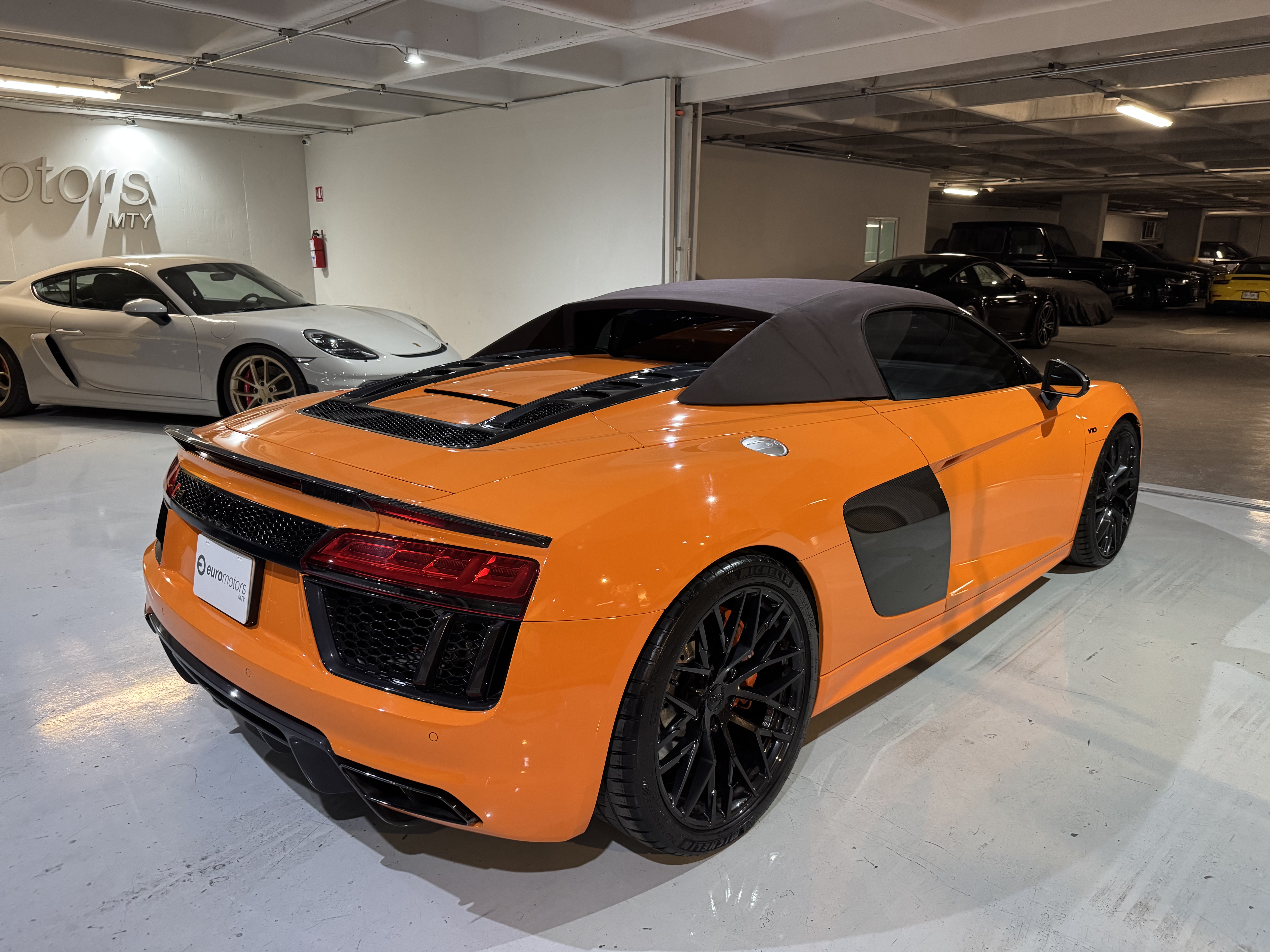 AUDI R8 V10 SPYDER 2017