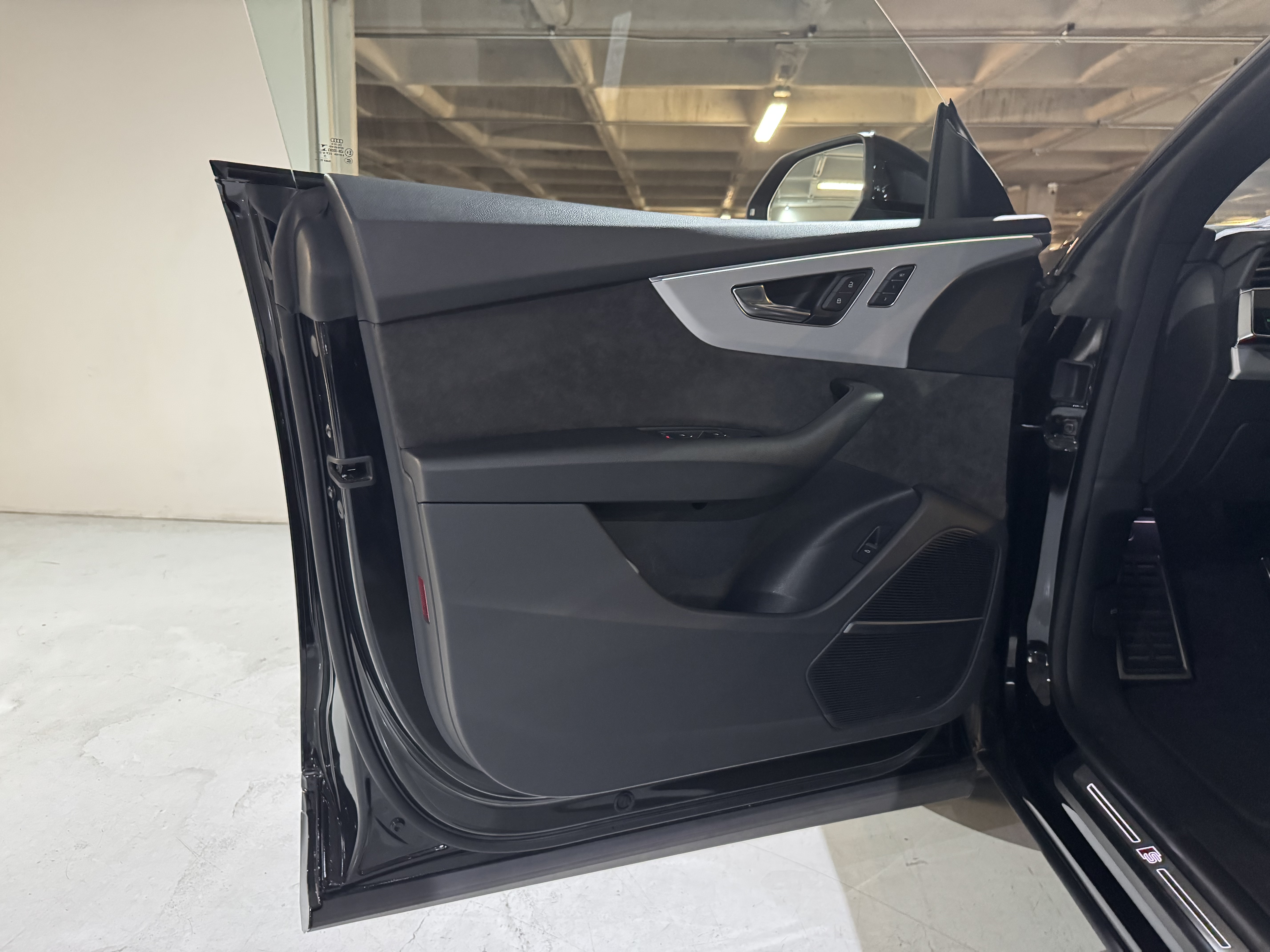 AUDI Q8 S-LINE 2022