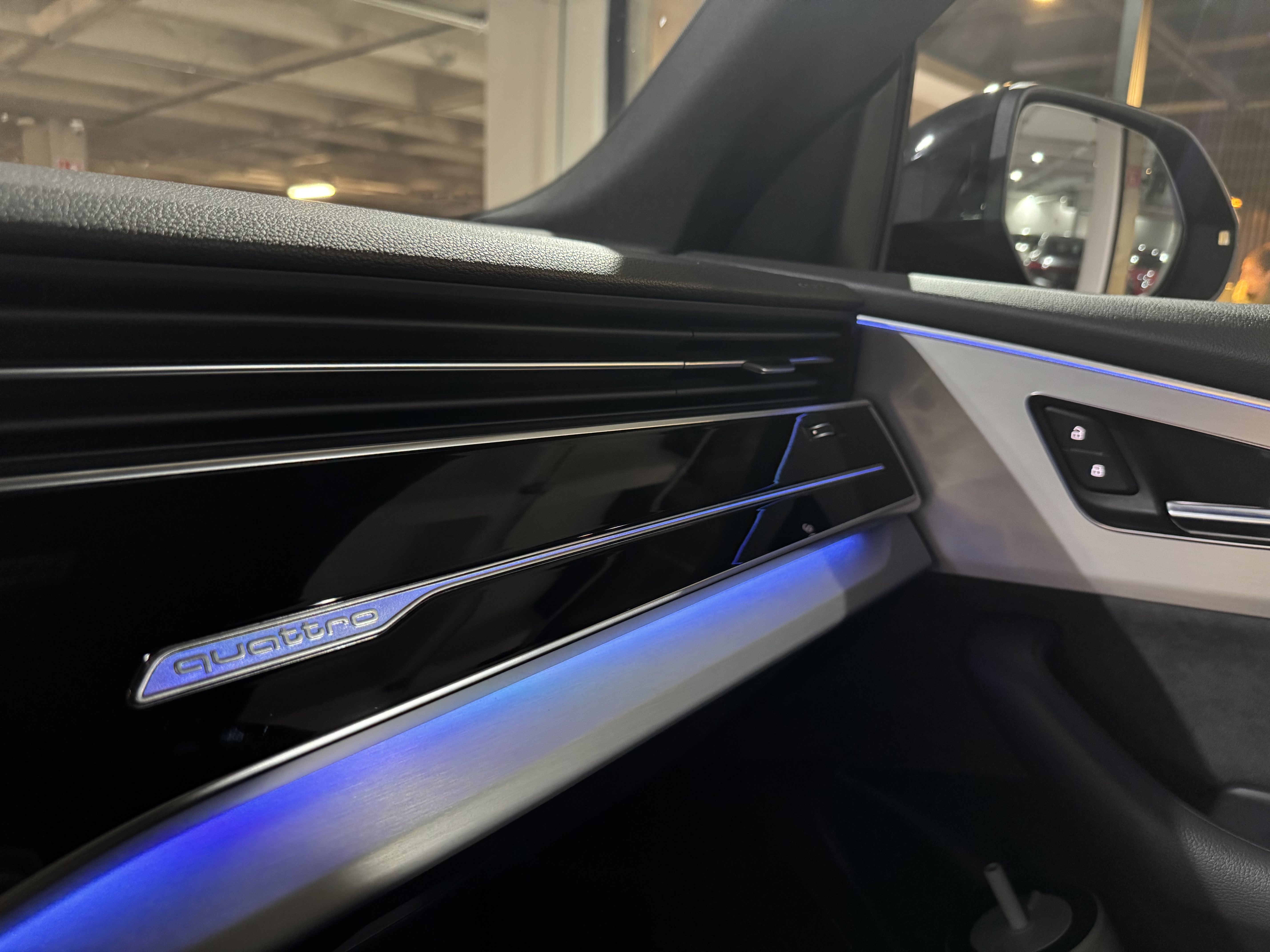 AUDI Q8 S-LINE 2022
