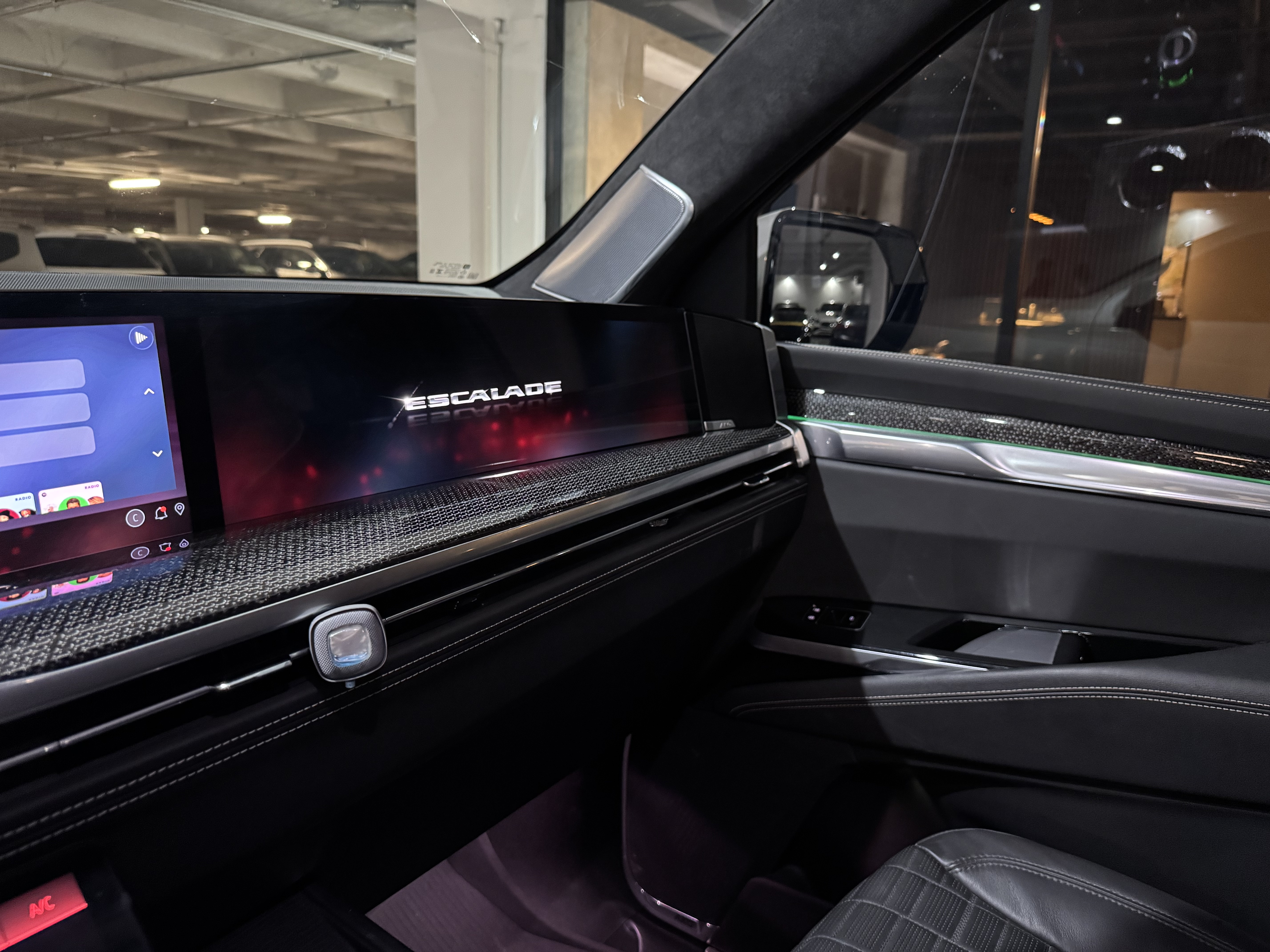 CADILLAC ESCALADE V 2025