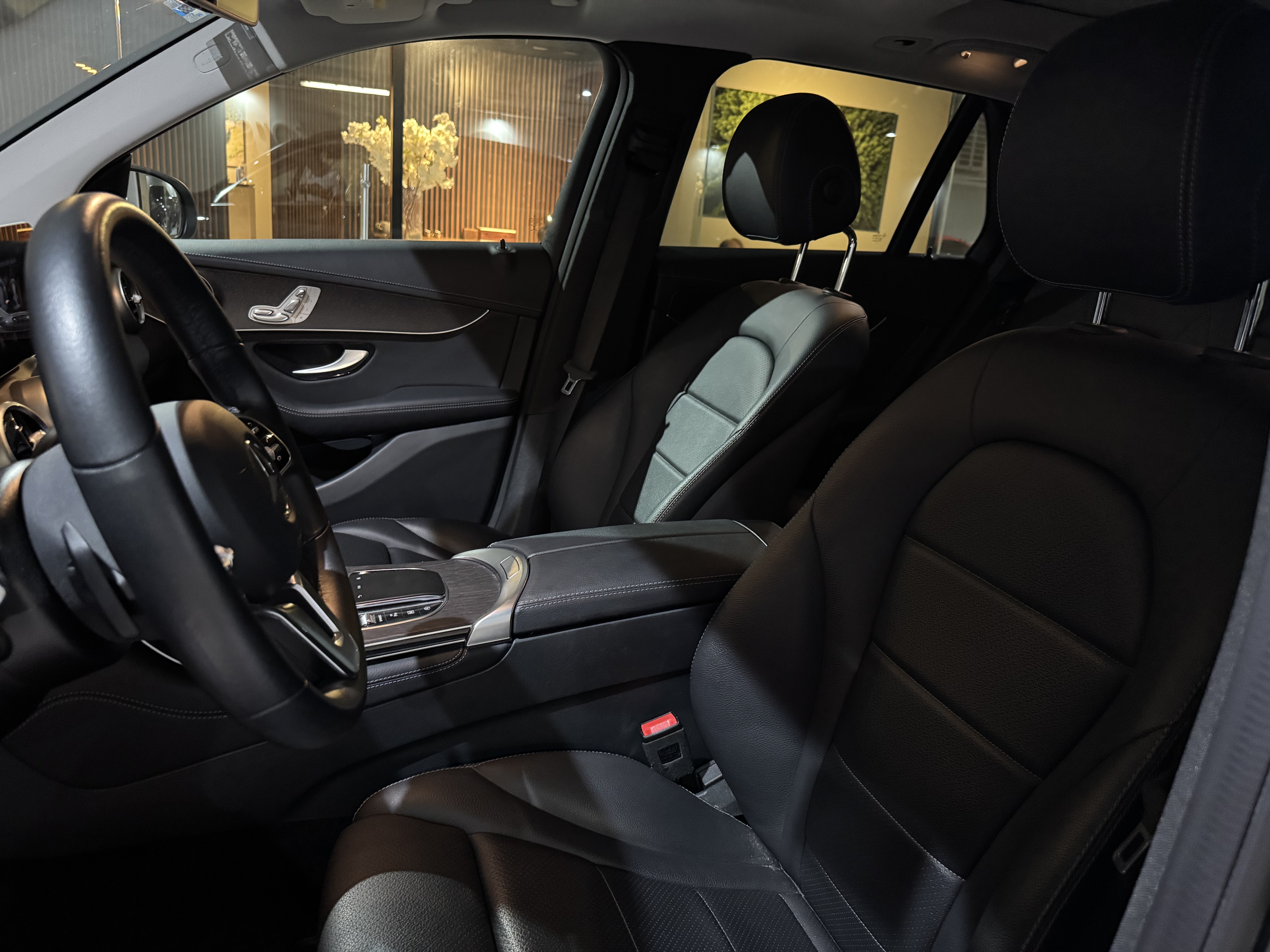 MERCEDES GLC 300 2020