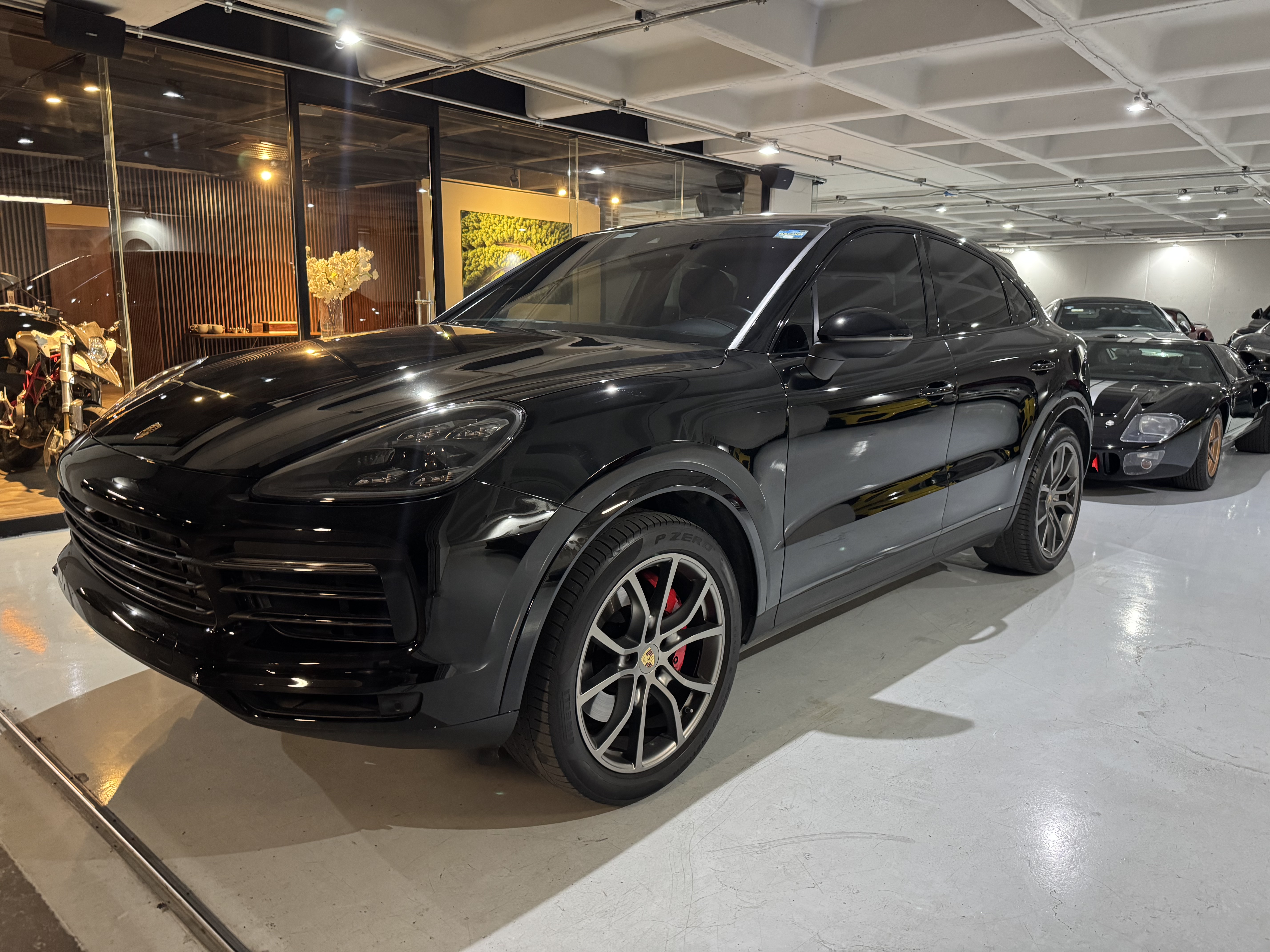 PORSCHE CAYENNE S COUPE 2021