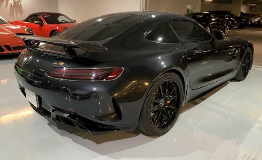 MERCEDES AMG GTR 2020