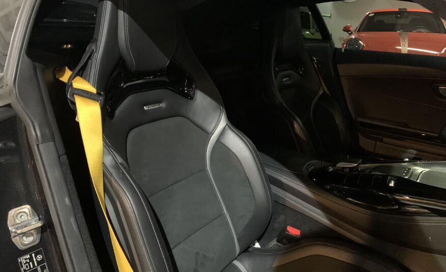 MERCEDES AMG GTR 2020